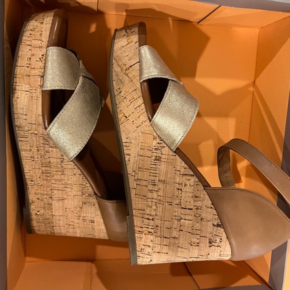 Crown vintage wedges - Picture 2 of 6